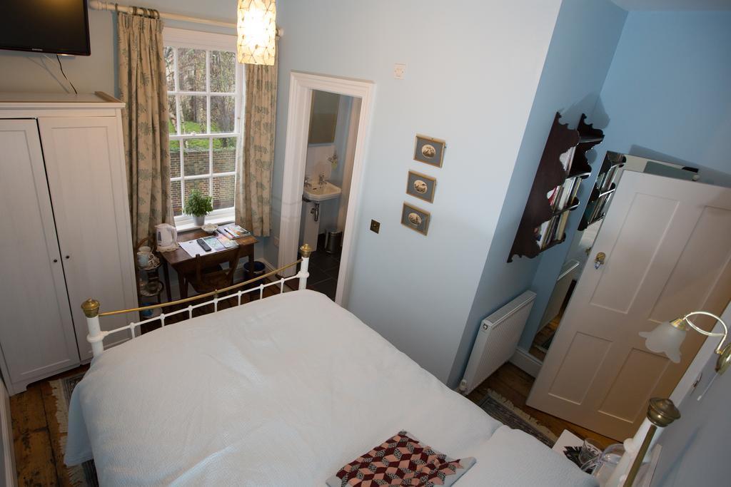 5 Chapel Street Bed And Breakfast CBG Exteriör bild